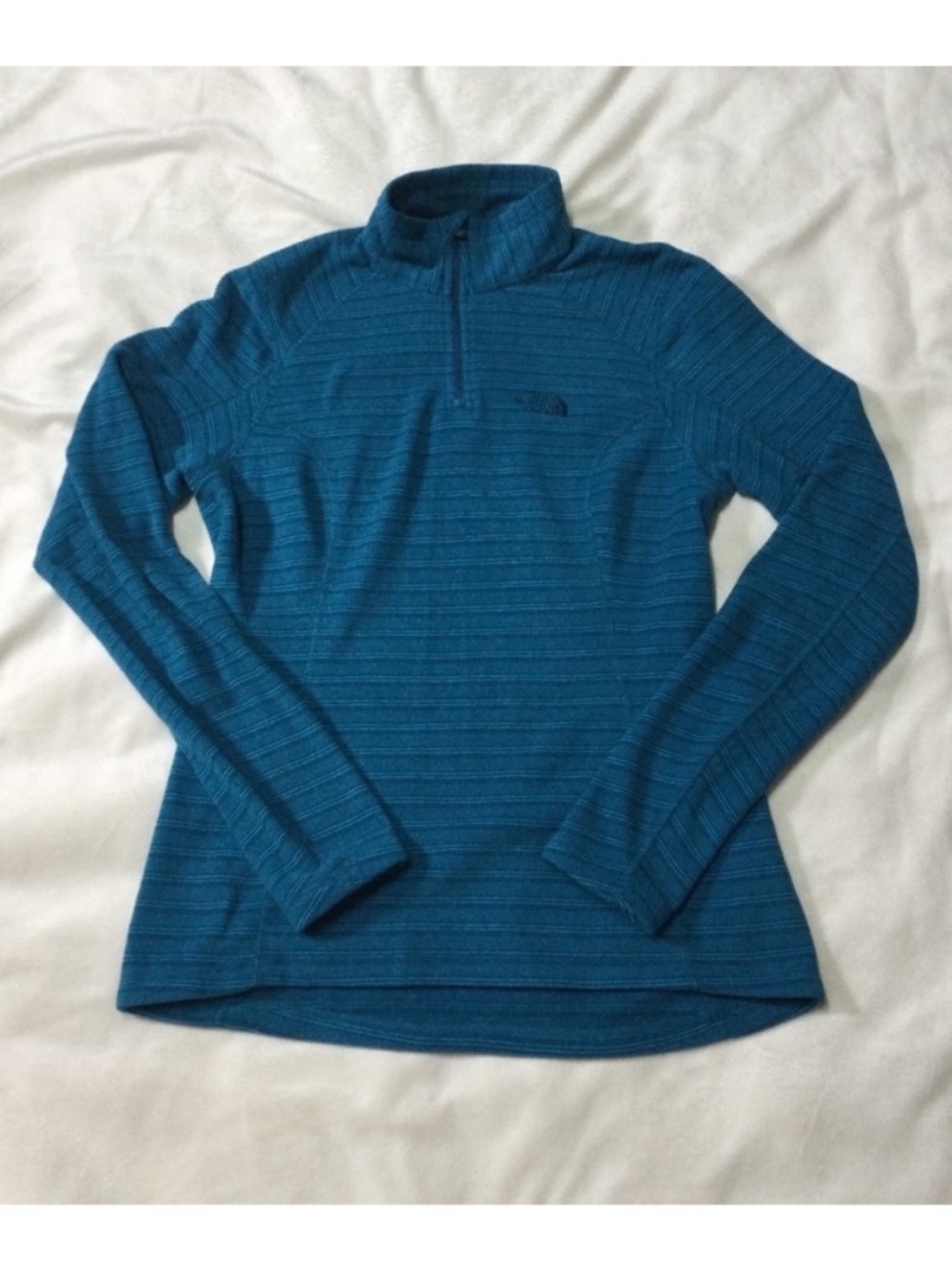 The North Face Pullover
Sweater XS